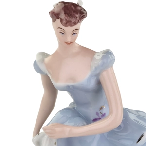 79515 ROYAL DUX FIGURKA RĘCZNIE MALOWANA DAMA Z CHUSTECZKĄ (7).jpg