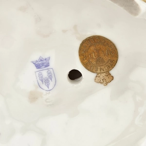 79518 VON SCHIERHOLZ PLAUE ŚLICZNA FIGURKA PTAKÓW (10).jpg