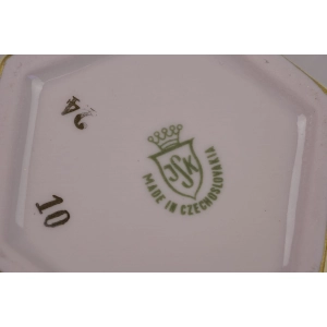 41668 STRUŽNA GRANIASTY KUBEK Z RÓŻOWEJ PORCELANY RÓŻE (5).jpg