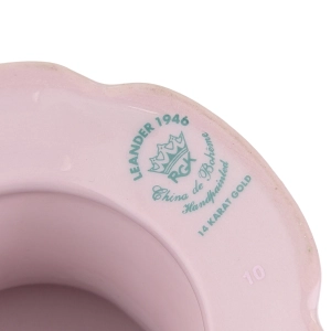 79599 LEANDER FELICJA GŁĘBSZA PATERKA NA NÓŻCE NA CZEKOLADKI Z RÓŻOWEJ PORCELANY KOLOROWE KWIATKI (9).jpg