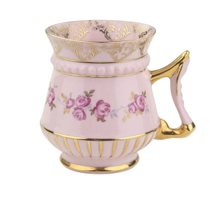 79610 UPAK CARLSBAD KUBEK FILIŻANKA Z RÓŻOWEJ PORCELANY W RÓŻYCZKI (2).jpg