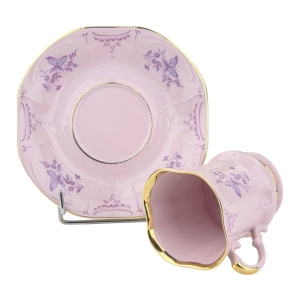79624 STRUŽNA GRANIASTA FILIŻANKA ZE SPODKIEM Z RÓŻOWEJ PORCELANY FIOLETOWE KWIATKI I MOTYLKI (8).jpg