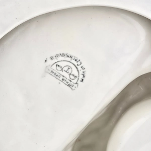 79778 DITMAR - URBACH POPIELNICA PATERA FIGURALNA NIEDŹWIEDŹ POLARNY NORA (9).jpg