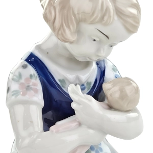 79913 GRÄFENTHAL THÜRINGEN FIGURKA DZIEWCZYNKI Z LALKĄ (5).jpg