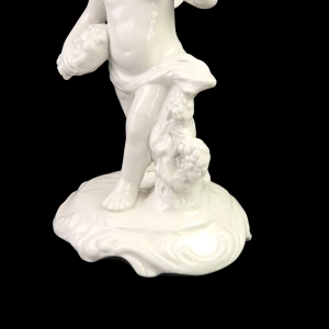79916 KÜPS WILHELM ROTHIRSCH FIGURA ANIOŁA AMORKA Z WINOGRONAMI (6).jpg