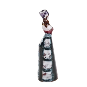 80017 CERAMICZNA FIGURKA KOBIETY W DŁUGIEJ SUKNI RĘCZNIE MALOWANA LOT (2).jpg
