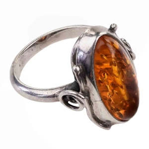 KLASYCZNY ELEGANCKI SREBRNY PIERŚCIONEK Z BURSZTYNEM R. 18,5 WAGA 6,6 G PR. 925