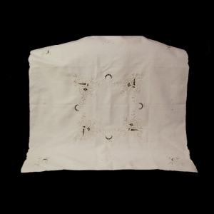 PŁÓTNO KREMOWY OBRUS Z KWIATOWYMI HAFTAMI 81 X 80 CM